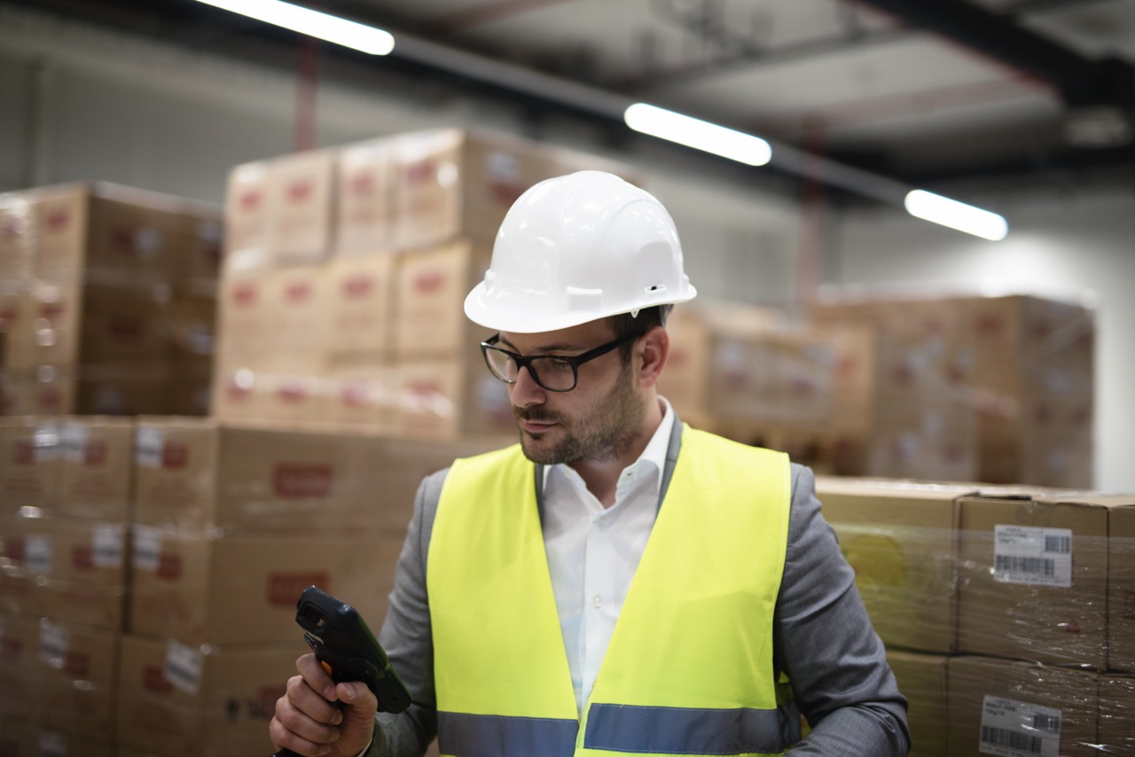 selecting-the-right-security-service-providers-for-your-warehouse-safeguard-security
